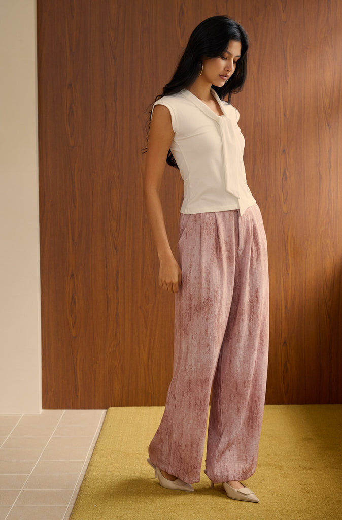 Front knot elastic top