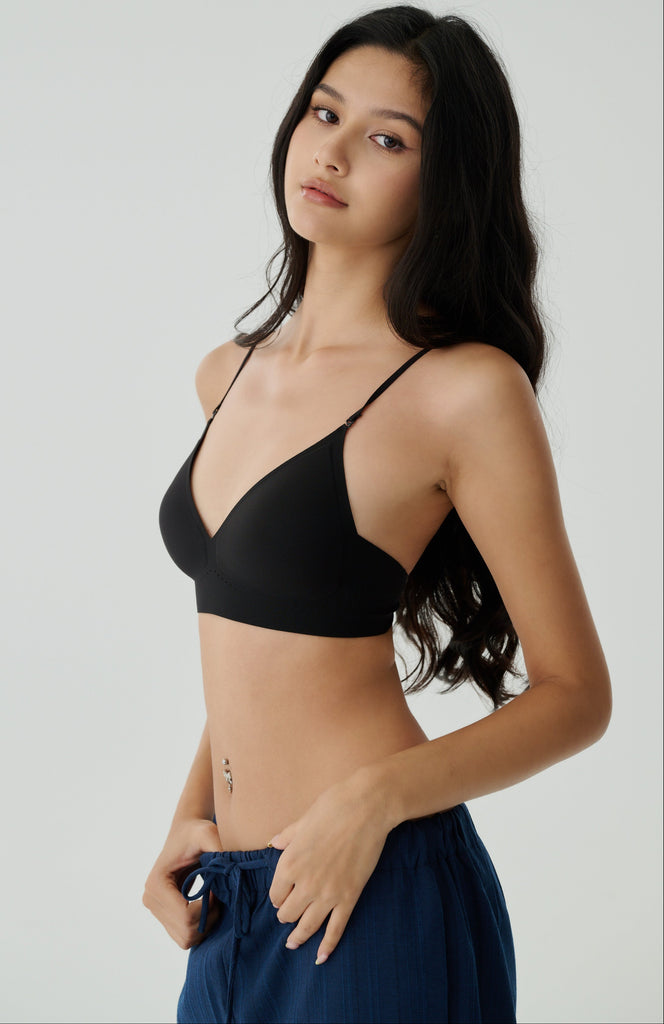 Push up invisible bra in black