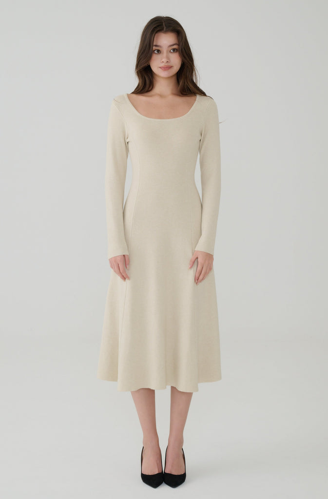 Queen vibe square neck knit dress in Beige