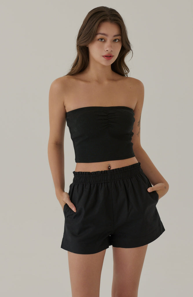 Relax fit linen shorts in black