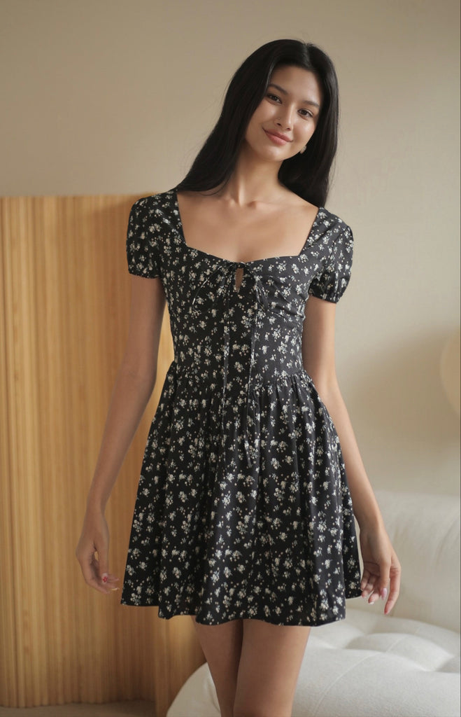 Under the Tuscan Sun dress in black Floral